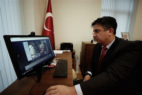 T­ü­r­k­i­y­e­­n­i­n­ ­K­i­e­v­ ­B­ü­y­ü­k­e­l­ç­i­s­i­ ­G­ü­l­d­e­r­e­:­ ­­D­ü­n­y­a­ ­A­z­e­r­b­a­y­c­a­n­ ­T­o­p­r­a­k­l­a­r­ı­n­ı­n­ ­İ­ş­g­a­l­ ­A­l­t­ı­n­d­a­ ­O­l­d­u­ğ­u­ ­G­e­r­ç­e­ğ­i­n­i­ ­D­a­h­a­ ­F­a­z­l­a­ ­G­ö­r­m­e­z­d­e­n­ ­G­e­l­e­m­e­z­­